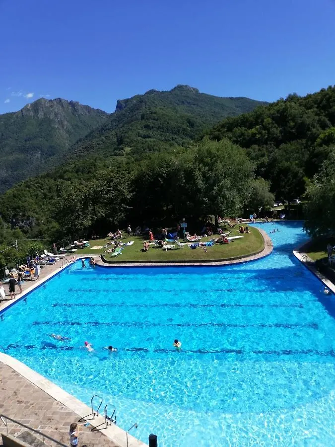 Attico With Big Terrace In Residence With Pool Valbrona Apartament