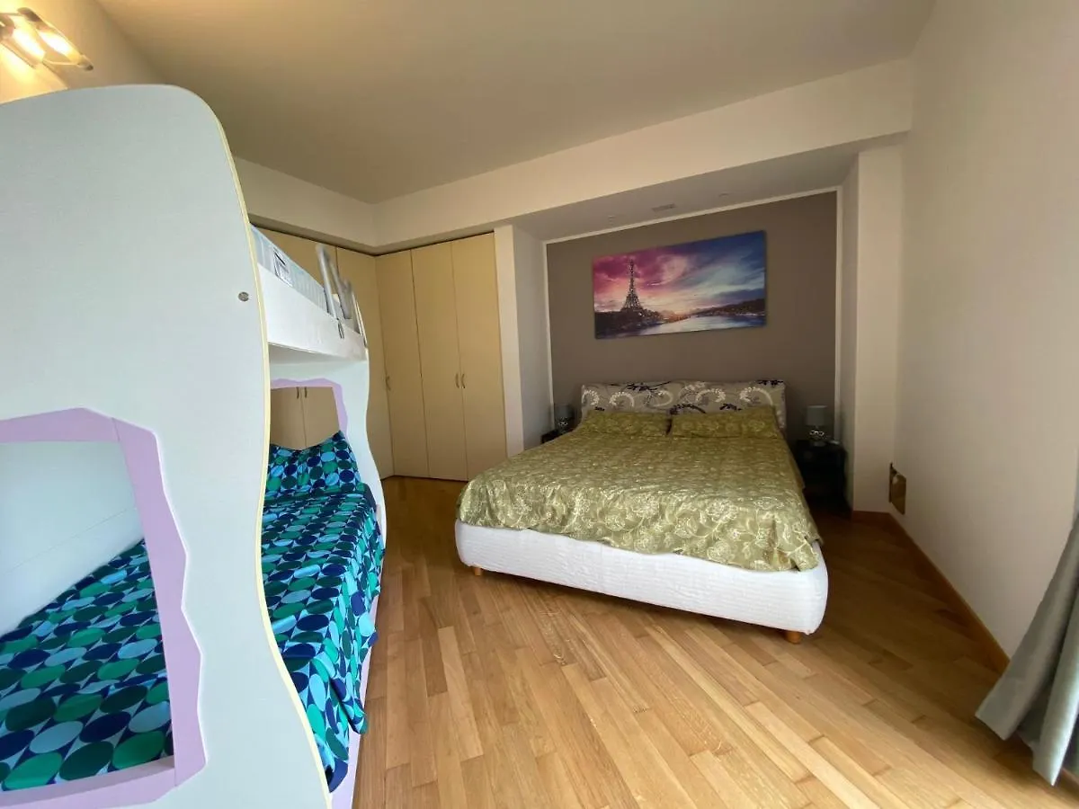 Attico With Big Terrace In Residence With Pool Вальброна