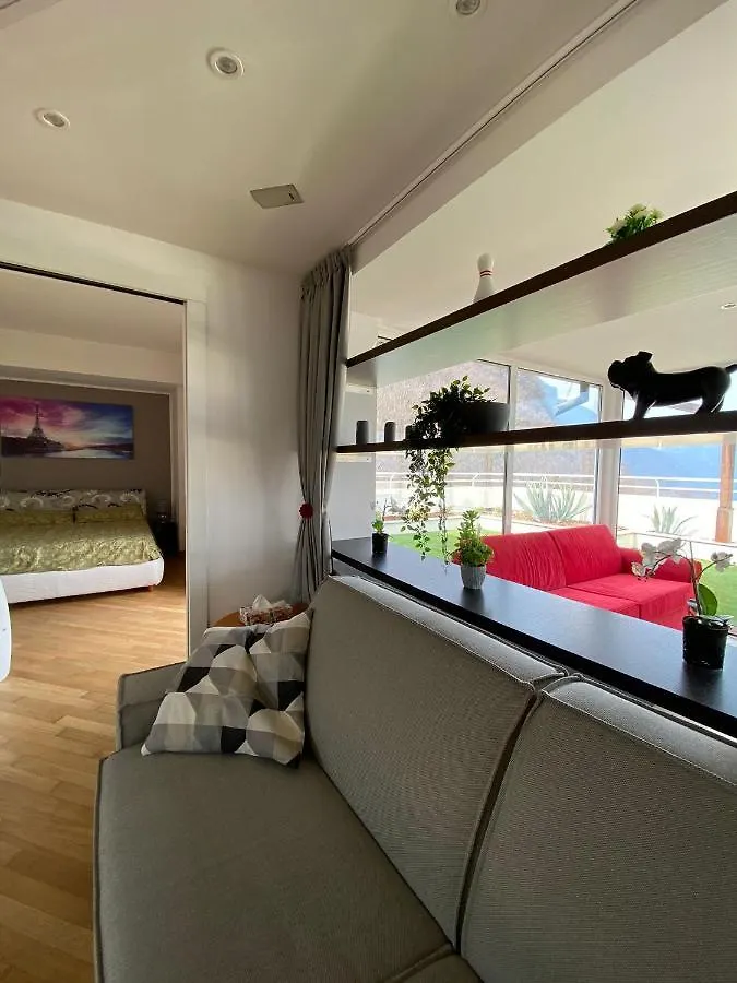 Attico With Big Terrace In Residence With Pool Вальброна Италия