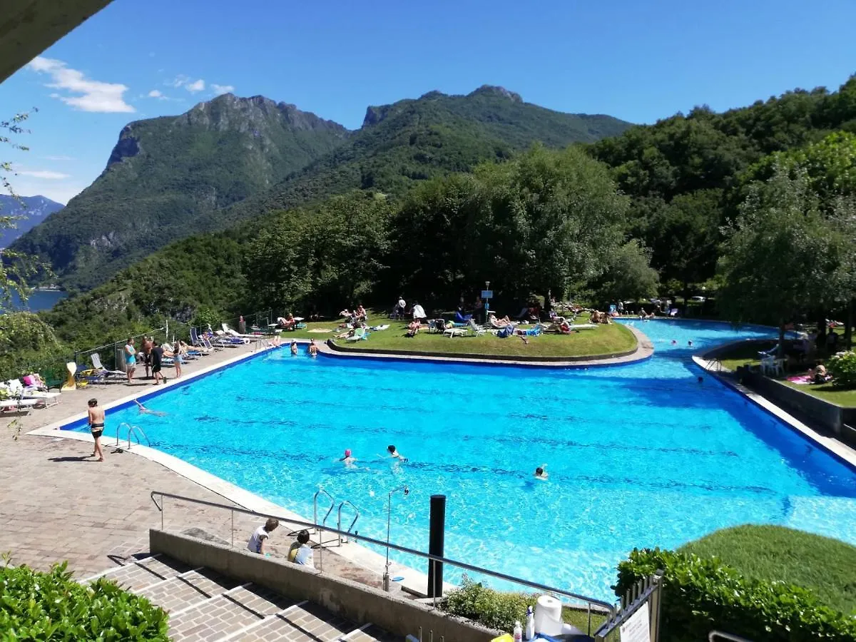 Appartement Attico With Big Terrace In Residence With Pool Valbrona Italië